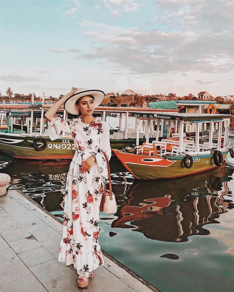 Loạt hot girl không hẹn mà rủ nhau du lịch Việt Nam-5