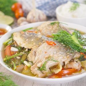 Công thức đặc biệt ngon cho món cá chép om dưa ngày mát trời-4