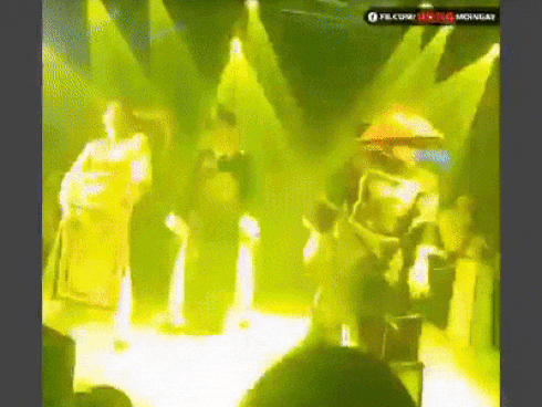 Khi dàn diễn viên 'Diên Hi Công Lược' đi bar sẽ có màn 'quẩy' bá đạo như thế này