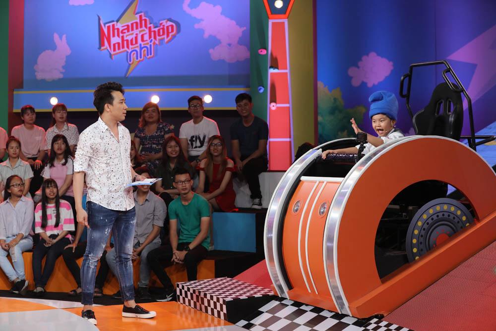 Xuất sắc lội ngược dòng ẵm 10 triệu tiền thưởng, cậu bé 7 tuổi khiến Trấn Thành - Anh Đức phải ngả mũ bái phục-2