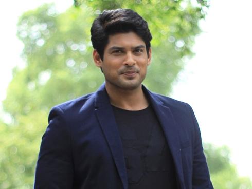 Mỹ nam 'Cô dâu 8 tuổi' tái ngộ khán giả Việt