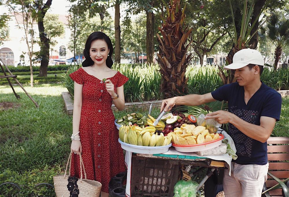 Angela Phương Trinh ra Hà Nội chỉ để ăn bữa trưa ngay trên giường-1
