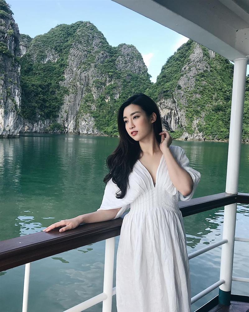 Angela Phương Trinh ra Hà Nội chỉ để ăn bữa trưa ngay trên giường-4