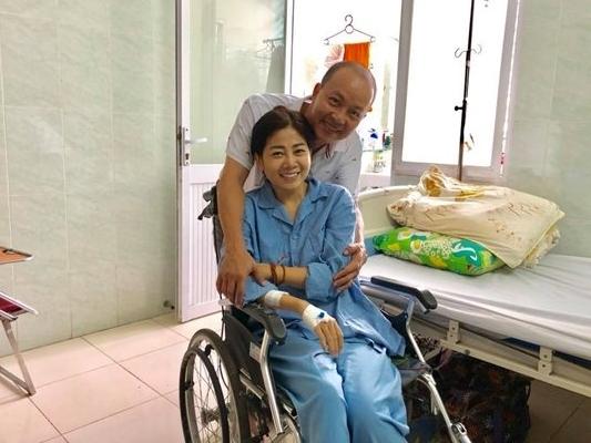 Dân mạng xúc động chia sẻ lại những giây phút ngọt ngào của Mai Phương và con gái trước khi bị ung thư-8