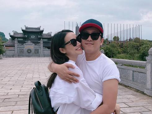 Gu thời trang tông xuyệt tông từ yêu đến cưới của Trường Giang và Nhã Phương-18