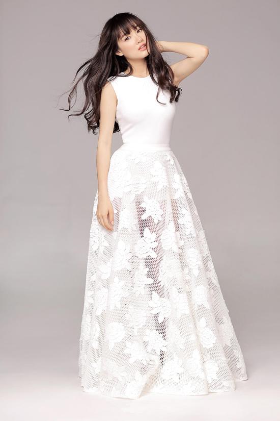 Ngắm Nhã Phương đẹp quên lối về trong những bộ váy cưới trước ngày theo Trường Giang về dinh-7