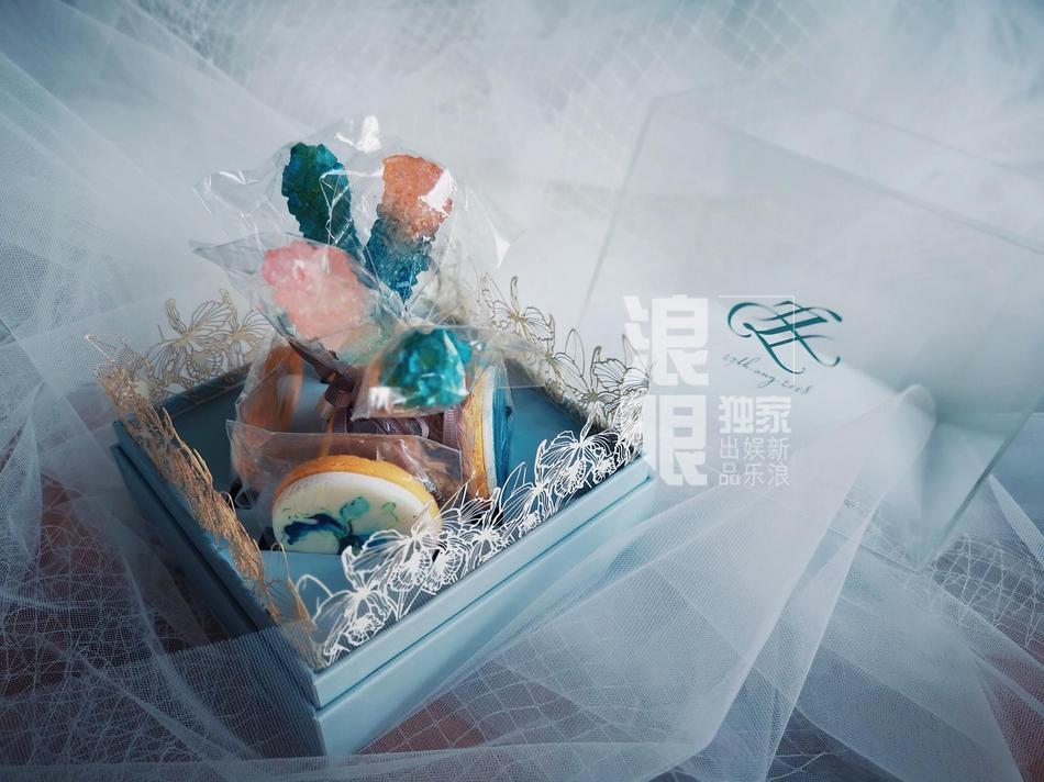 Lý Mạc Sầu Trương Hinh Dư tiết lộ địa điểm, thời gian đám cưới và cả hộp quà tặng khách tinh tế dễ thương-4