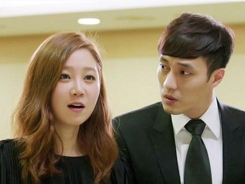 4 cung hoàng đạo nam cực kì 'căm thù quá khứ' của người yêu, bạn đừng dại mà kể chuyện tình cũ