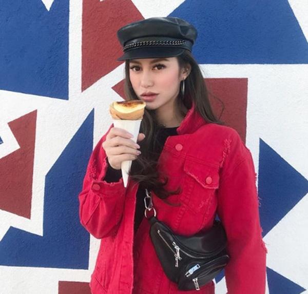 Cuộc sống giàu sang, nổi tiếng của ái nữ tỷ phú Hong Kong-8