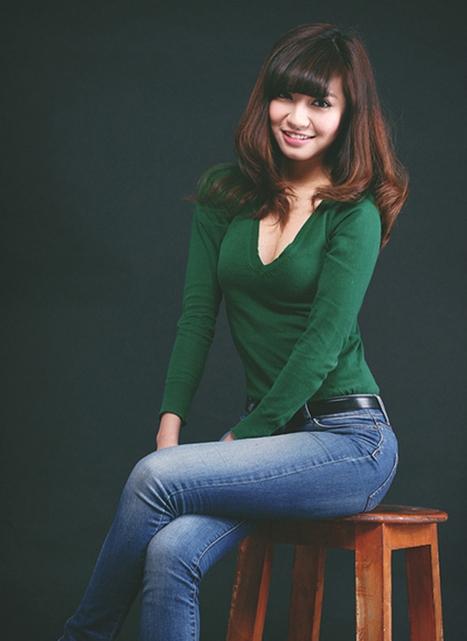 Đăng ảnh áo tắm lộ ngực phẳng mông lép, thánh lầy Bích Phương vẫn nhận mưa lời khen-9