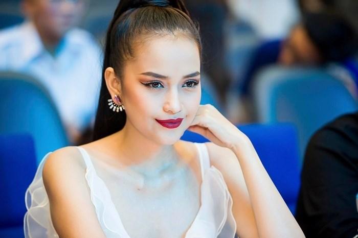 Nhan sắc Next Top lại lên ngôi: Ngọc Châu đoạt vương miện Hoa hậu Siêu quốc gia Việt Nam 2018-11