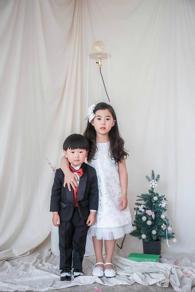 Bé gái Hàn trong clip Nói không với người lạ đã lớn, ra dáng chị gái-7