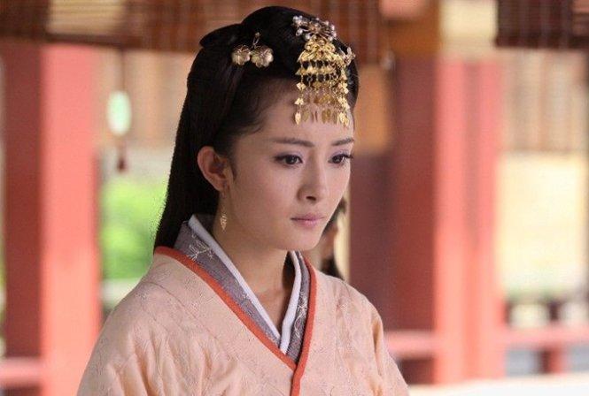 4 hầu gái của Lâm Tâm Như: Người thành danh nhờ Diên Hi Công Lược, kẻ điêu đứng vì scandal trốn thuế-7