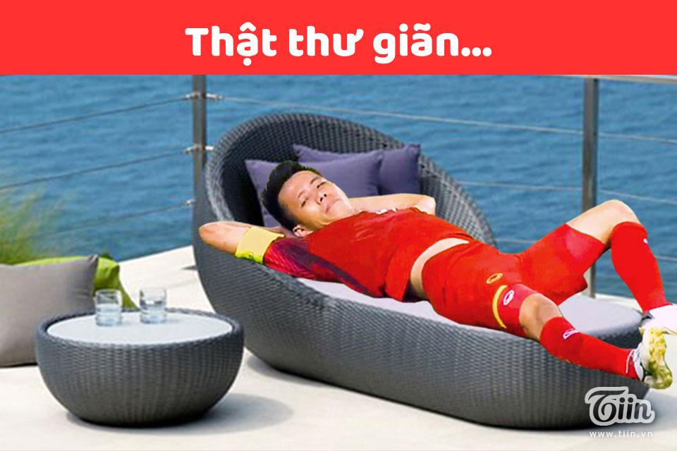 Ảnh chế: Văn Quyết có ăn vạ câu giờ đâu, chỉ muốn lạc trôi để xem Diên Hi một tí thôi mà-6