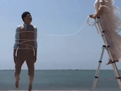 Biến ký túc xá thành studio, hội con gái sư phạm nghiện sống ảo nhất năm là đây-8