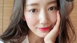 'Người thừa kế' Park Shin Hye thu hút sự chú ý nhờ vẻ đẹp ngọt ngào