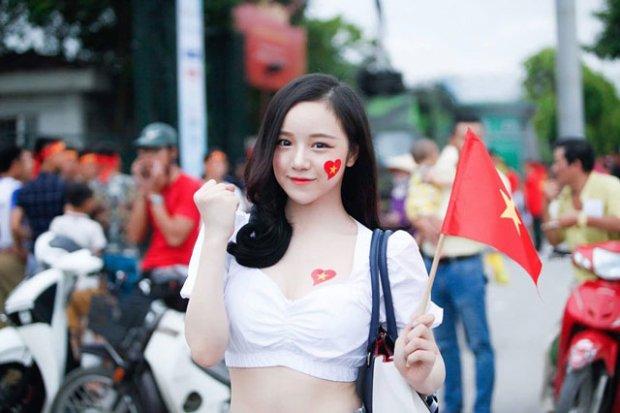 Báo Hàn phát cuồng trước vẻ đẹp nóng bỏng của ‘hot girl ngủ gật’ sau kỳ tích U23 Việt Nam-5