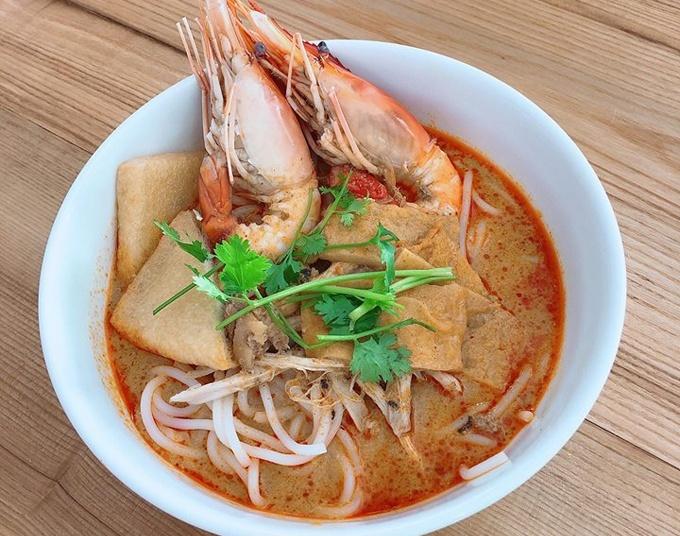 Mâm cơm đầy đặn toàn món tự làm của gia đình Tăng Thanh Hà-11