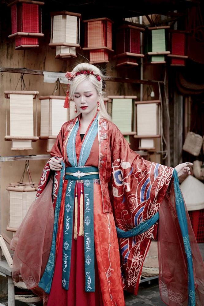 Cosplay mỹ nhân Điêu Thuyền, cô gái gây sốt khi sở hữu nhan sắc chim sa cá lặn-3