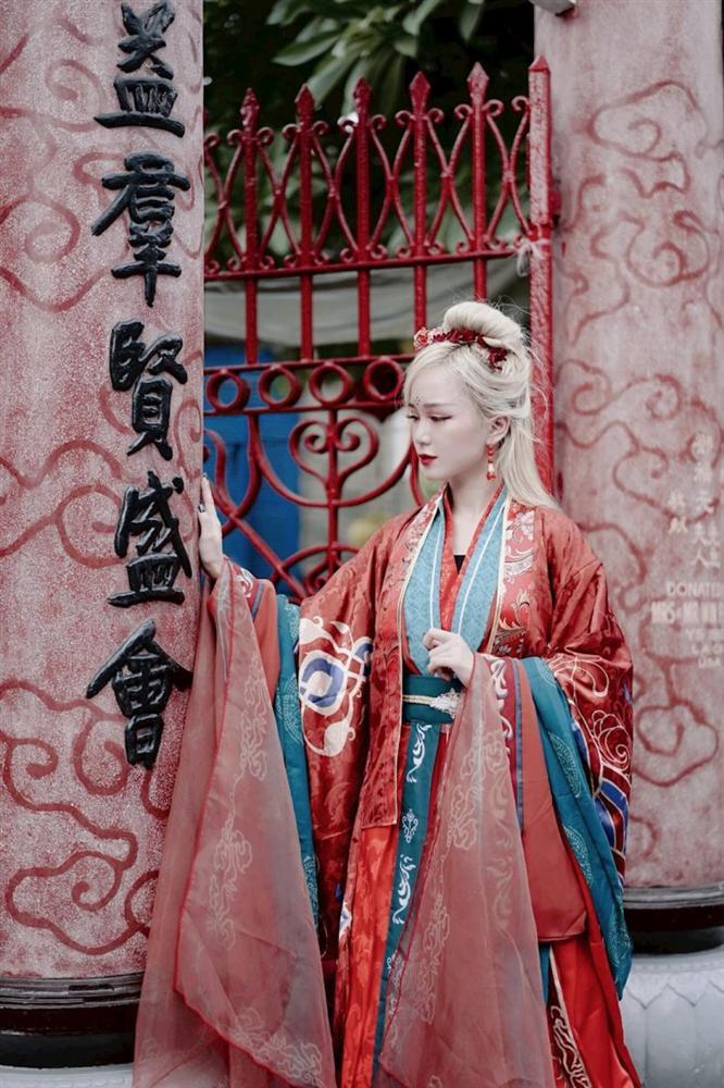 Cosplay mỹ nhân Điêu Thuyền, cô gái gây sốt khi sở hữu nhan sắc chim sa cá lặn-6