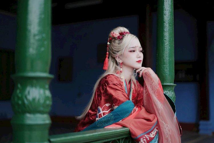 Cosplay mỹ nhân Điêu Thuyền, cô gái gây sốt khi sở hữu nhan sắc chim sa cá lặn-7