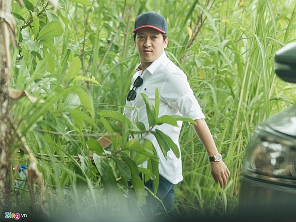 Trường Giang, Nhã Phương về quê thắp hương tổ tiên sau lễ đính hôn-7