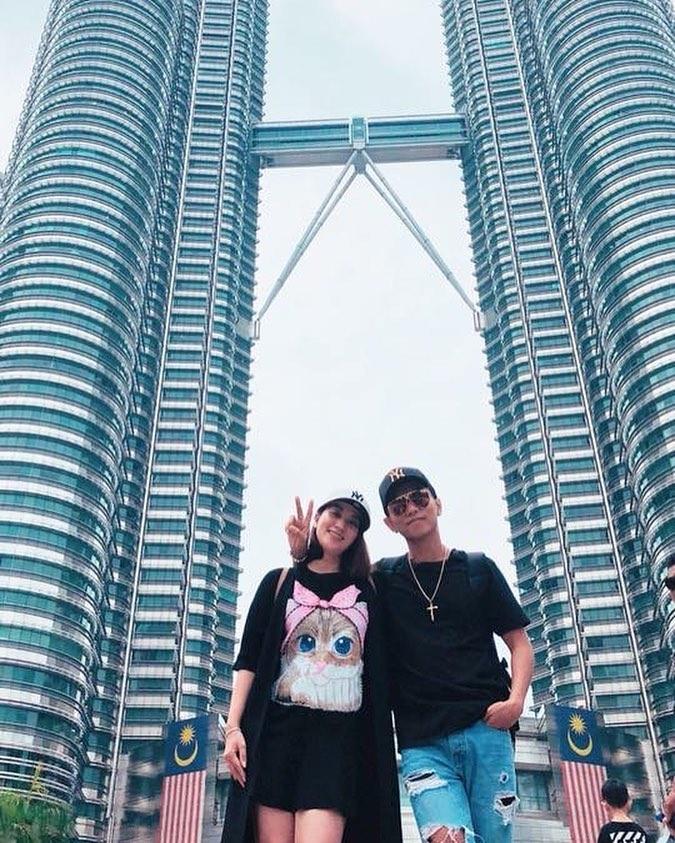 Thanh Hằng cùng Minh Hằng và Võ Hoàng Yến vật vờ sau hậu trường The Face-7