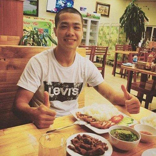 Văn Toàn hay Công Phượng có mái tóc chất nhất tuyển U23 Việt Nam?-3