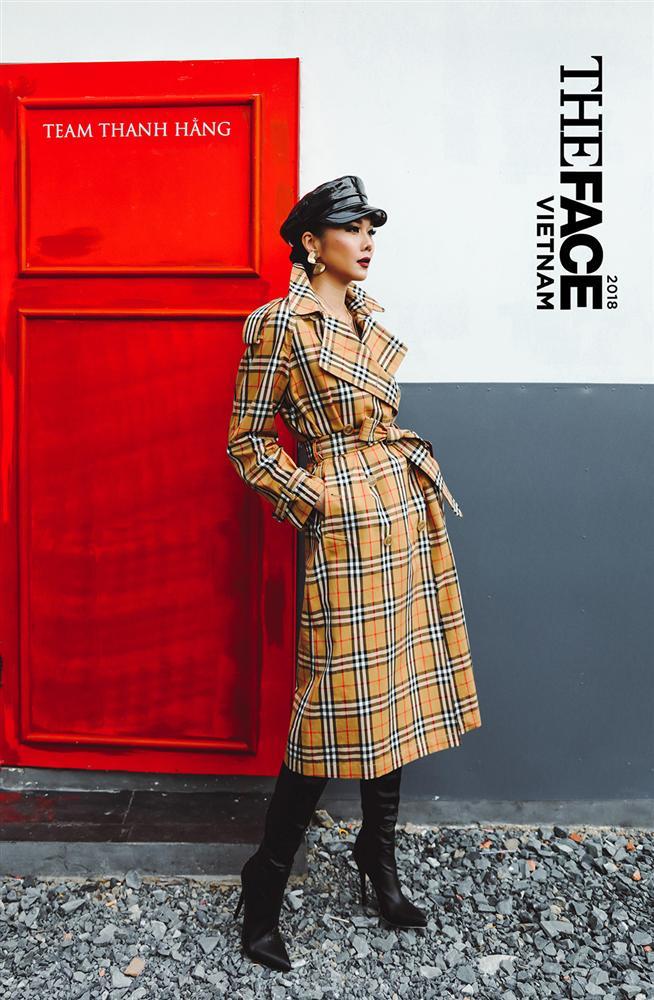 SAO MẶC ĐẸP: Bảo Anh trendy cùng sắc tím - Thanh Hằng khẳng định đẳng cấp chị đại với hai bộ cánh ấn tượng-2