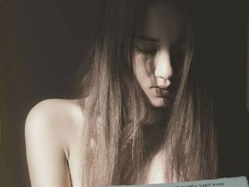 Vụ người mẫu ảnh nude tố bị hiếp dâm: Tiếp tục tố cáo lên Công an TP.HCM