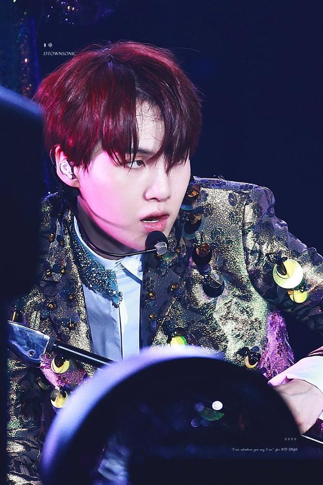 Lập vô số kỷ lục với ca khúc mới, BTS khởi động tour diễn hoành tráng-4