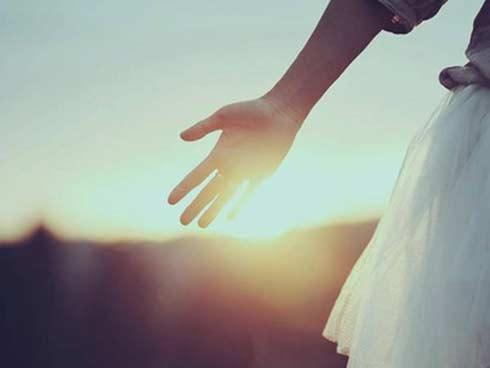 Tuổi Tỵ tình cảm thăng hoa, tuổi Tuất vận đen đeo bám suốt tuần từ 27/8 đến 2/9/2018-7