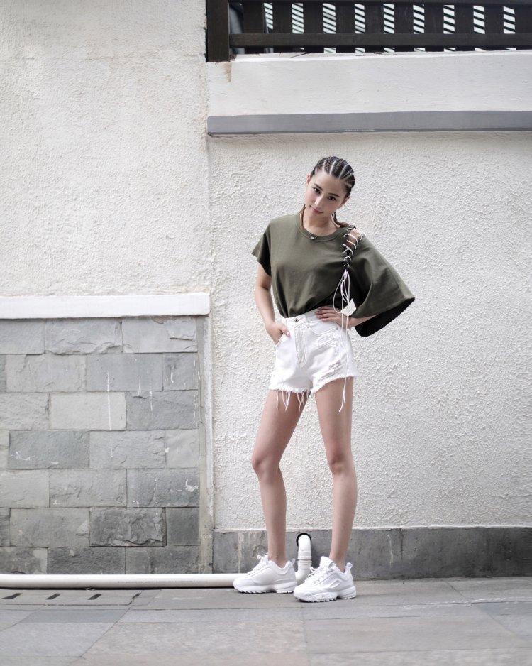 Vẻ đẹp ngọt ngào của ái nữ trùm sòng bạc đang hẹn hò cậu ấm nhà Thành Long-11