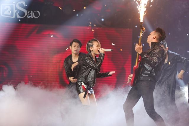 HLV Thu Phương lạy Noo Phước Thịnh vì có học trò hát nhạc kịch quá hay-11