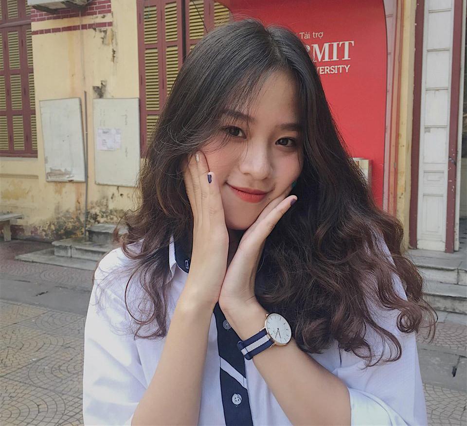 Nhan sắc đời thường của top 3 người đẹp biển Hoa hậu Việt Nam-6