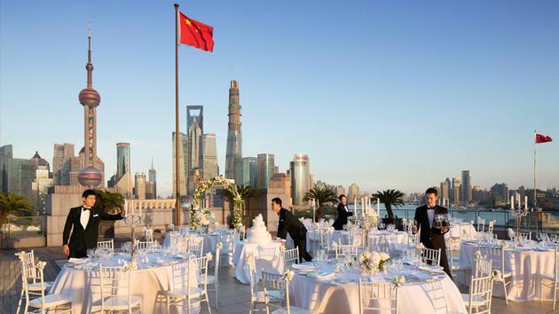 Hình ảnh đầu tiên về hôn lễ Trương Hinh Dư: Tổ chức tại bến Thượng Hải, 1 bàn tiệc giá 90 triệu đồng-1