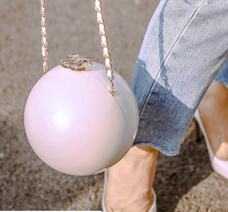 Sao Việt chơi HÀNG HIỆU tháng 8: Rút ví gấp 4 lần Hoàng Ku, Ngọc Trinh chi gần 5 tỷ tự sướng mừng sinh nhật-21