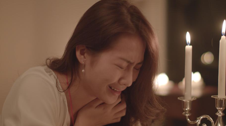 Những hình ảnh đầu tiên về Hậu duệ mặt trời bản Việt: Khả Ngân hôn Song Luân đắm đuối-4