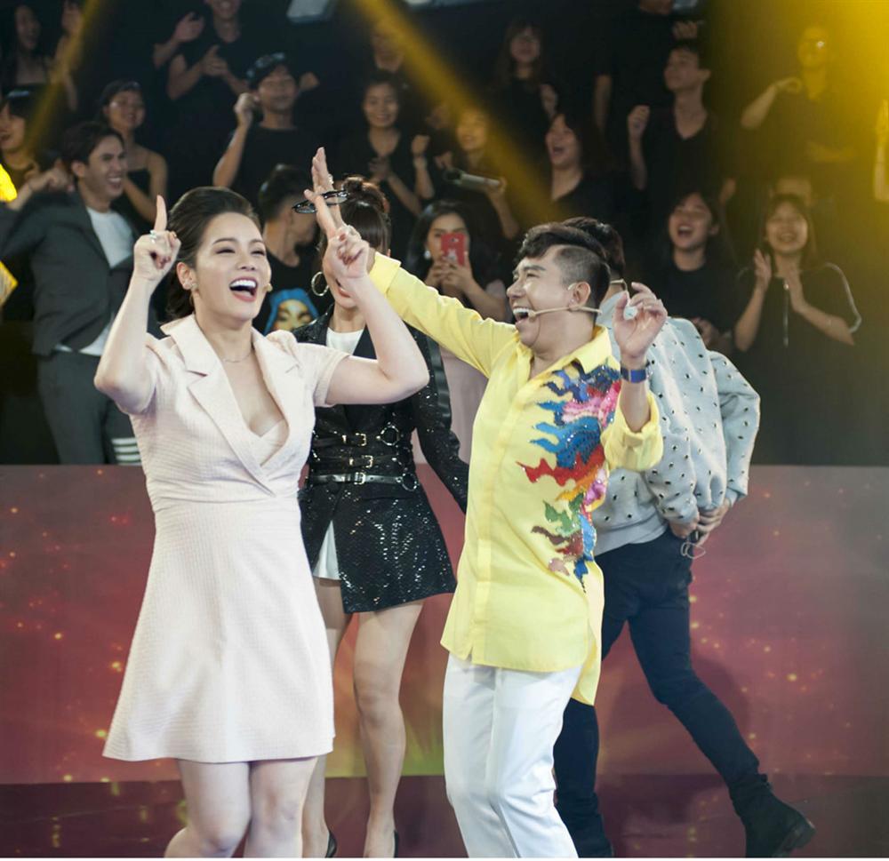 Nhật Kim Anh, Diễm My dừng quay, mừng chiến thắng của Olympic Việt Nam-3