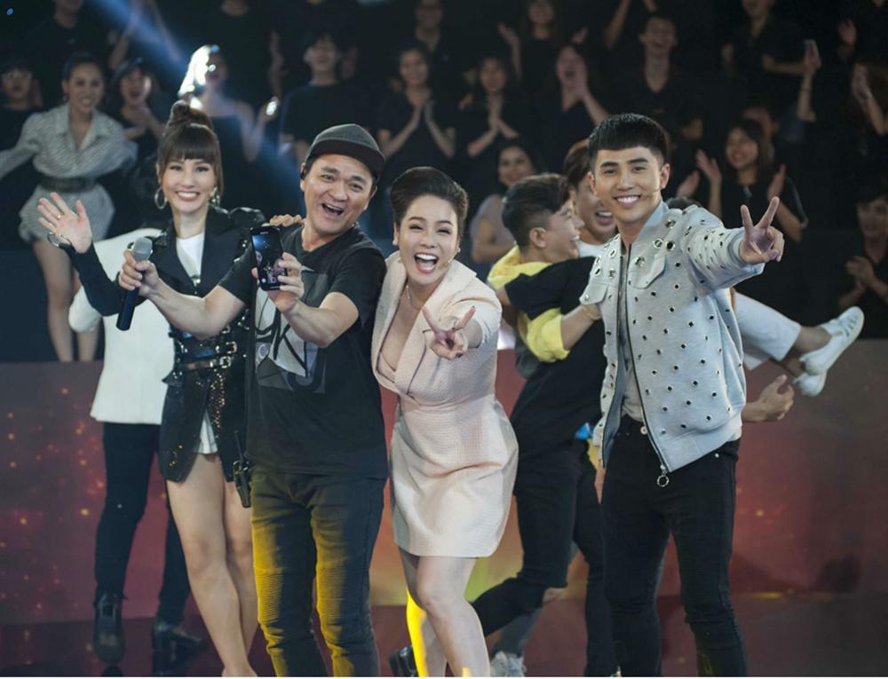 Nhật Kim Anh, Diễm My dừng quay, mừng chiến thắng của Olympic Việt Nam-7