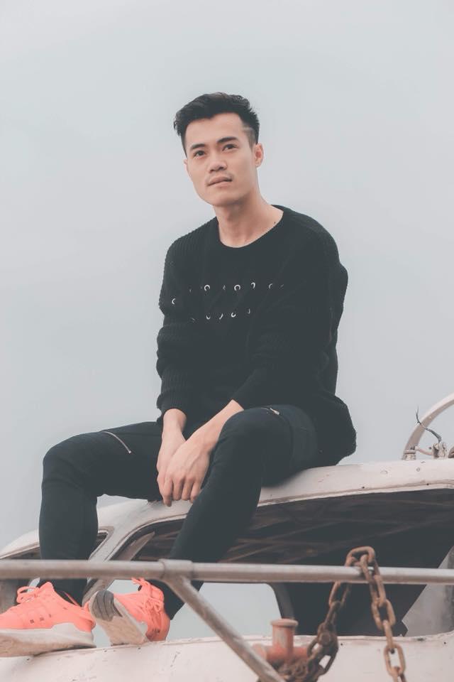 Ngoài mái tóc chất nhất U23 Việt Nam, soái ca Văn Toàn sở hữu gu thời trang cực bảnh-6