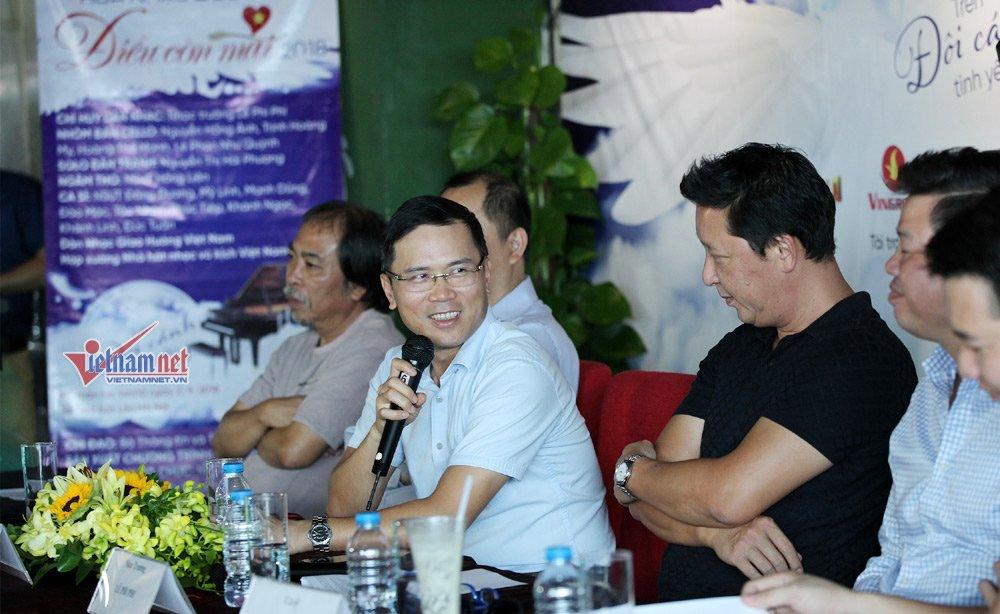 Nhạc trưởng Lê Phi Phi nghẹn khóc khi nhắc đến người cha nhạc sĩ Hoàng Vân-1