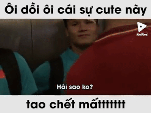 Quang Hải làm nũng khi được thầy Park Hang Seo chăm sóc vết thương-3