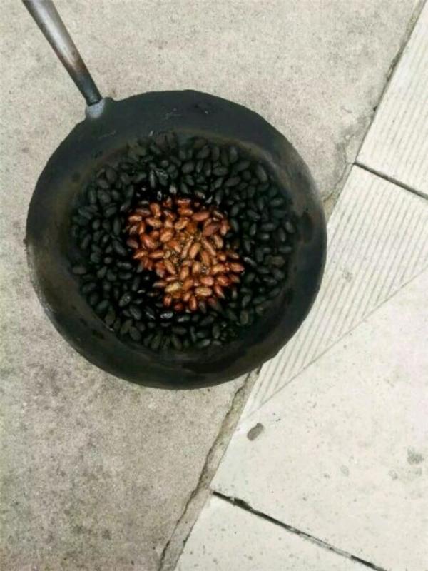 Chết cười với những hình ảnh thảm họa nấu ăn của hội chị em khi vào bếp-1