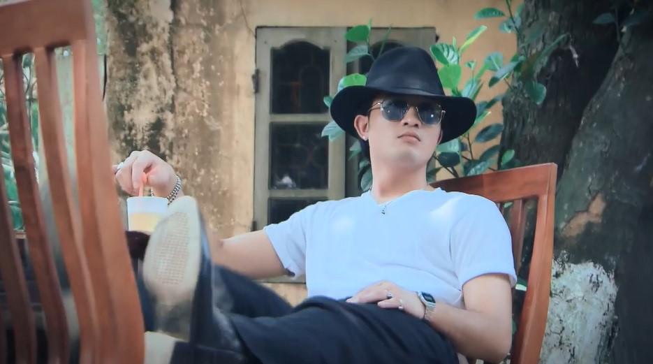 Đóng bảo kê cave, đánh phụ nữ, tại sao Doãn Quốc Đam vẫn được yêu mến?-1