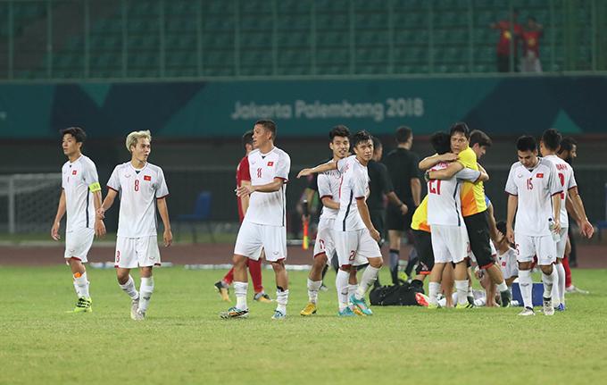 Nói về bàn thắng 1-0 với Syria, trợ lý HLV Park Hang Seo cho biết: Chưa bao giờ đội nhà kiệt sức đến thế-1