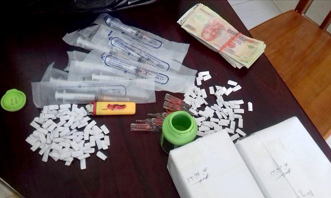 Nữ 9X cầm đầu đường dây ma túy quy tụ nhiều người thân-2