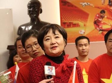 Chuyện ít biết về 'bóng hồng' thầm lặng phía sau HLV trưởng Olympic Việt Nam Park Hang-seo