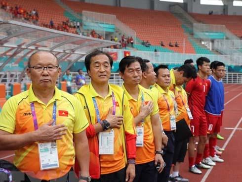 Phì cười trước loạt khoảnh khắc của HLV Park Hang Seo được cosplay y chang chú mèo máy Doraemon-8