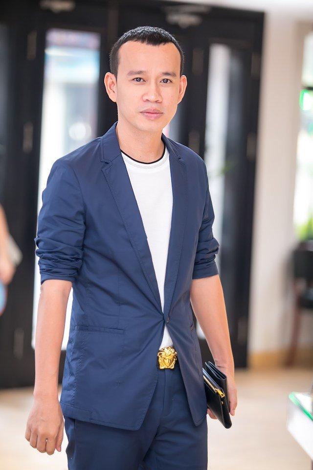 Trùm chân dài Việt: 3 đường vào showbiz là tiền, tài hoặc lên giường với đại gia-1